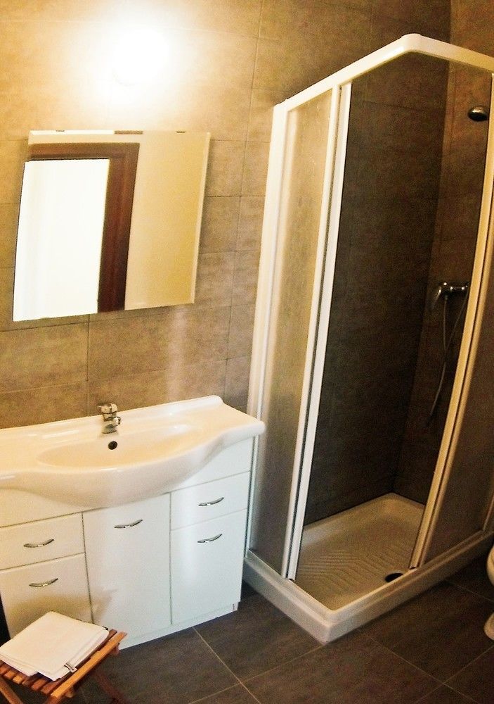 B&B Villa Monterosa Con Piscina Castronno Eksteriør bilde