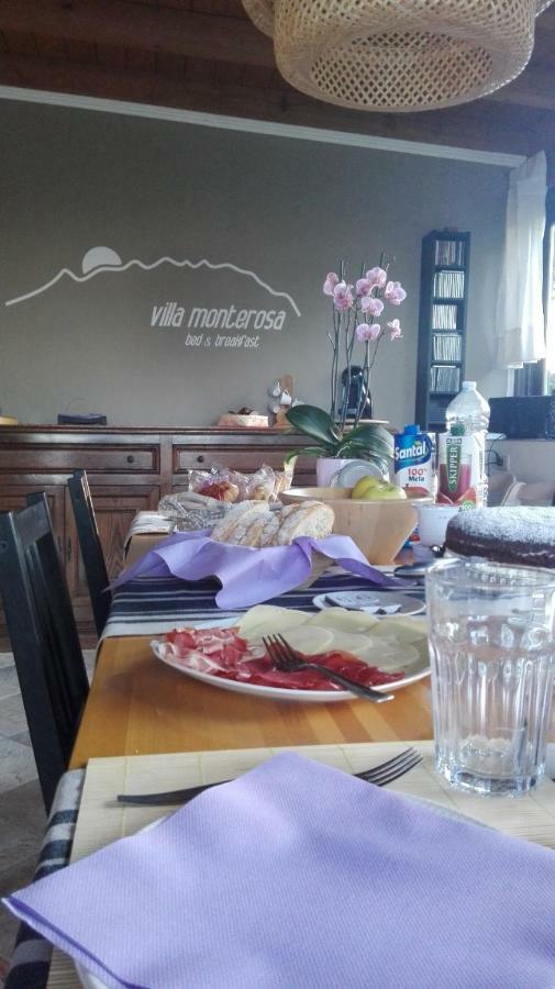 B&B Villa Monterosa Con Piscina Castronno Eksteriør bilde