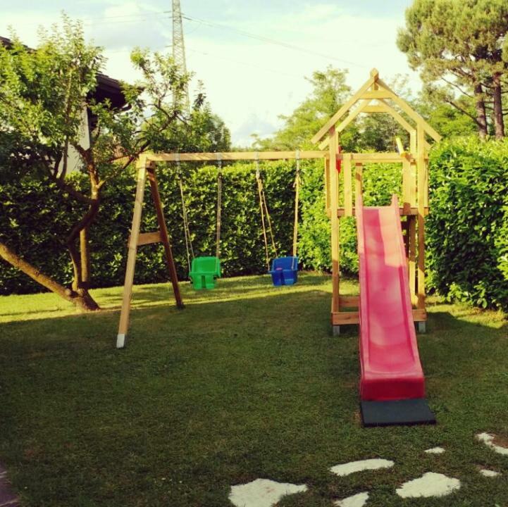B&B Villa Monterosa Con Piscina Castronno Eksteriør bilde
