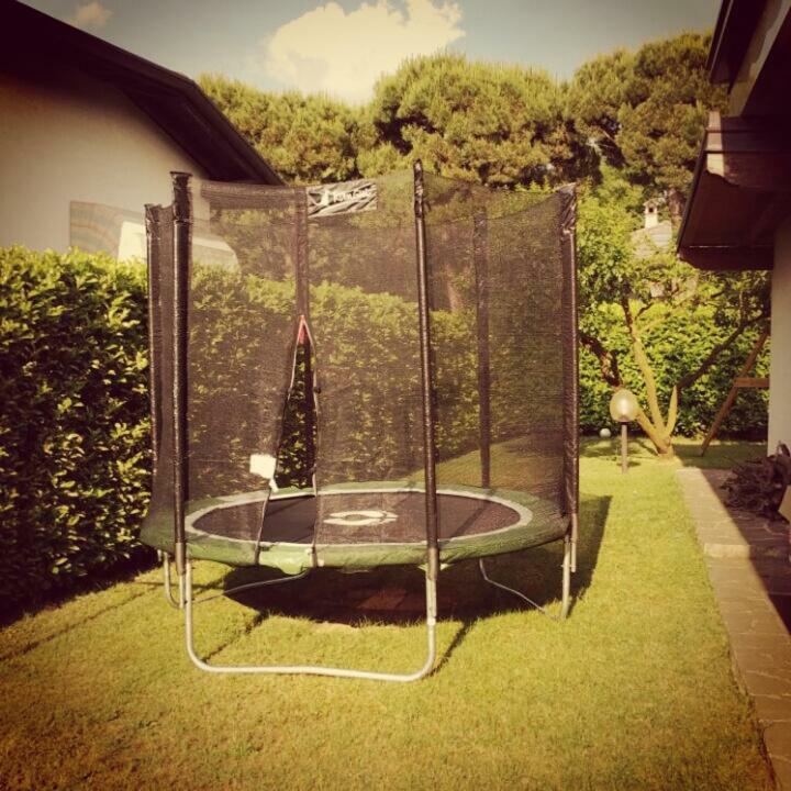 B&B Villa Monterosa Con Piscina Castronno Eksteriør bilde